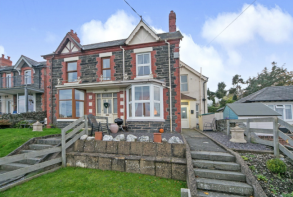 Gwyndy, Mount Terrace, Corwen LL21 0BD