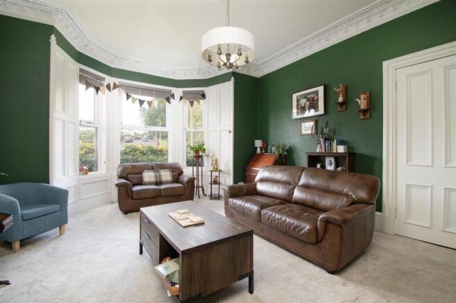 sitting room (2).jpg