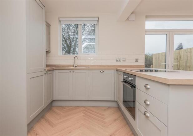 Fitted Dining Kitchen: