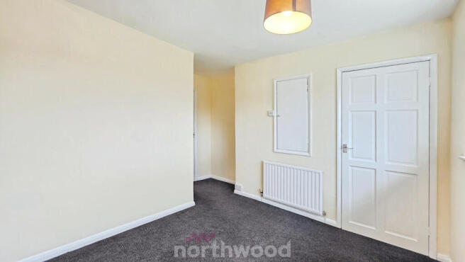 3 bed Semi-Detached for sale Image 9