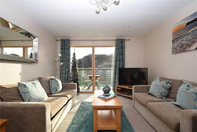 2 bed Apartment for sale Image 4