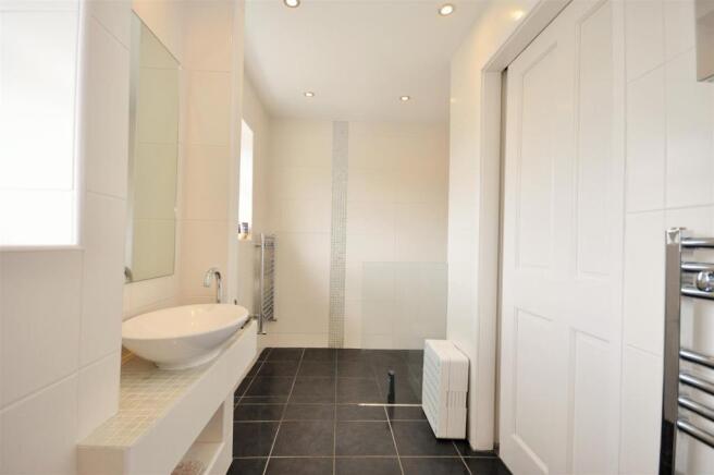 En-suite.JPG