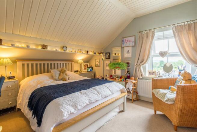 5 bed End of Terrace for sale Image 11