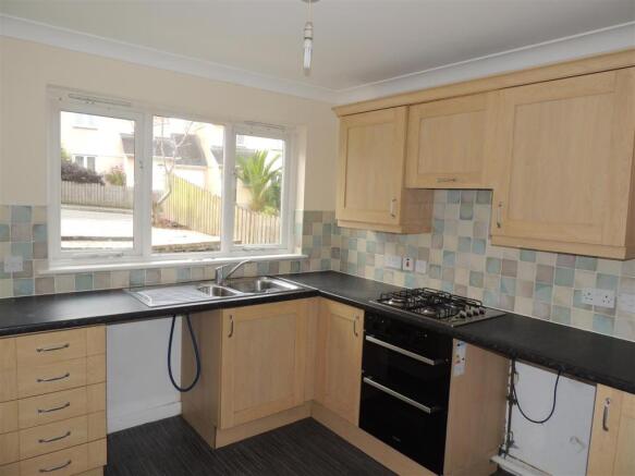 Kitchen: