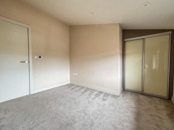 Second Bedroom (4...