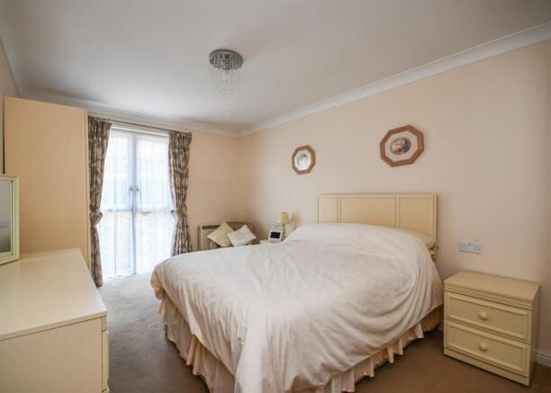 2 Wombrook Court-2.jpg