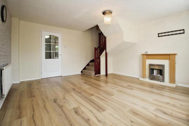 3 bed Town House for sale Image 5