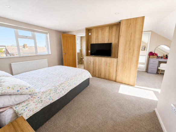 Bedroom 1b