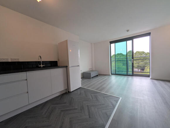 Lounge/Kitchen