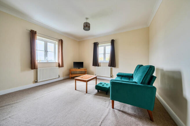 1433790-11-69c675...