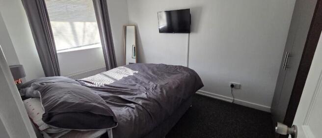 3 bed Semi-Detached to rent Image 7