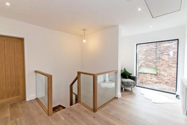 First Floor Landing / Study Area