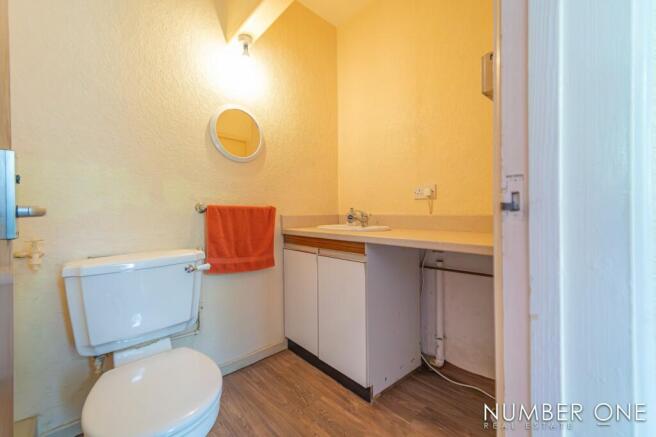 Cloakroom/Utility