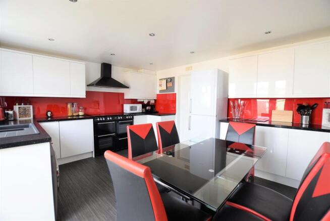 Kitchen / Diner