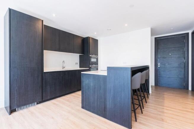 2 bed Apartment for sale Image 4
