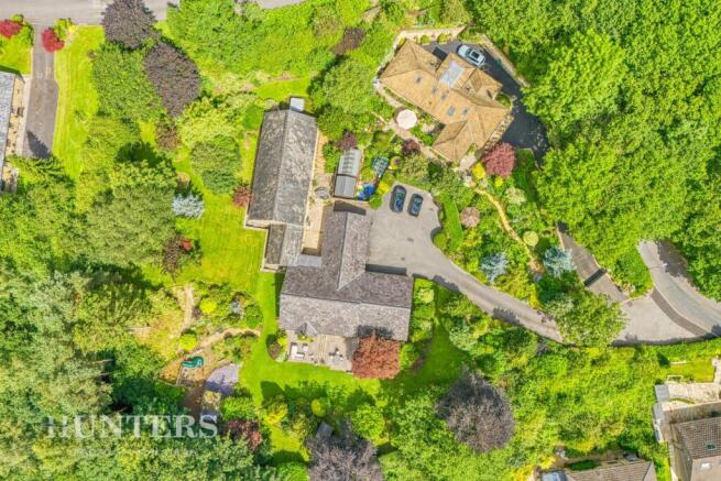 4 bed Detached Bungalow for sale Image 4