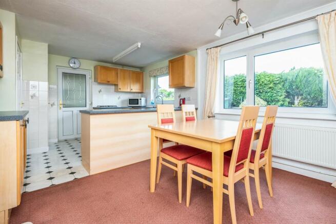 Kitchen Diner: