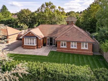 Talman Place, Fetcham, Leatherhead, KT22