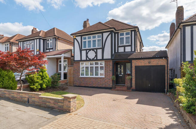 1303299-1-683dff8...