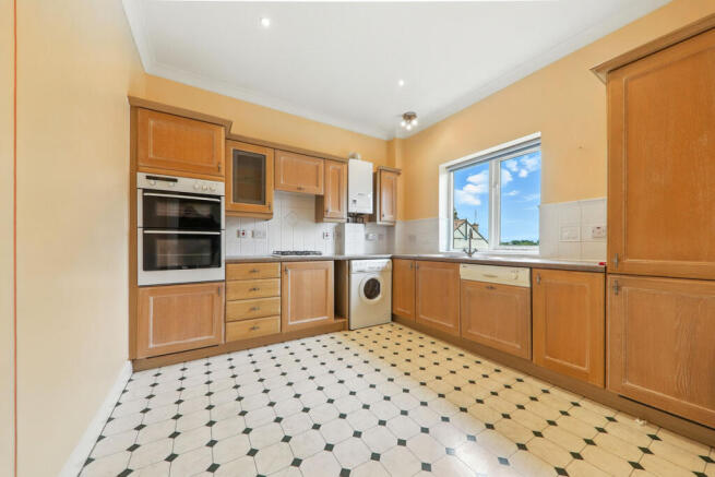 2 bed Apartment for sale Image 7
