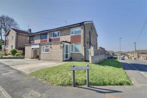 2, Oaklea Close, Waterlooville PO7 5AU
