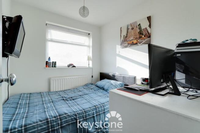 8 Bodnant Grove-5