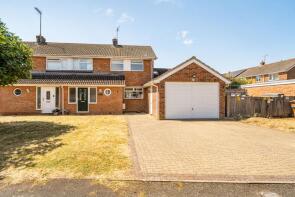 18, Chapelwick Close, Shrivenham, Swindon SN6 8EF