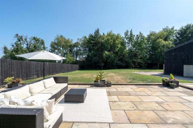 4 bed Barn Conversion for sale Image 10