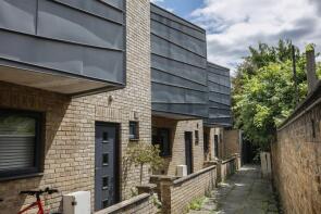 6, Ashleigh Mews, London SE15 4BF