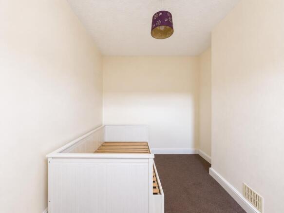 2 bed Terraced for sale Image 6