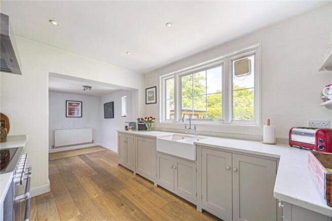 Ledmore Road, Charlton Kings, Cheltenham, Gloucestershire, GL53 photo 4