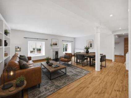 138/3 Calton Road, Old Town, Edinburgh, EH8