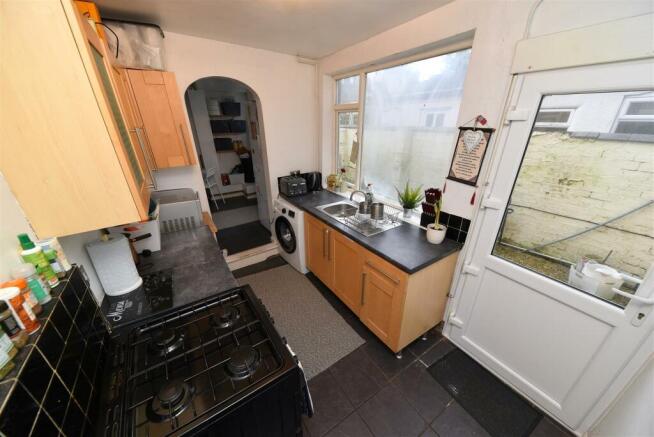 kitchen1.JPG