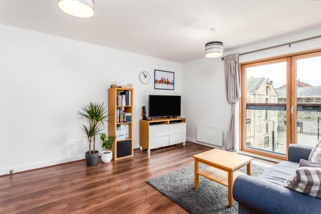 1 bed Flat for sale Image 9