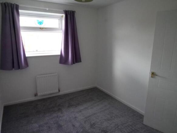 3 bed Semi-Detached to rent Image 6