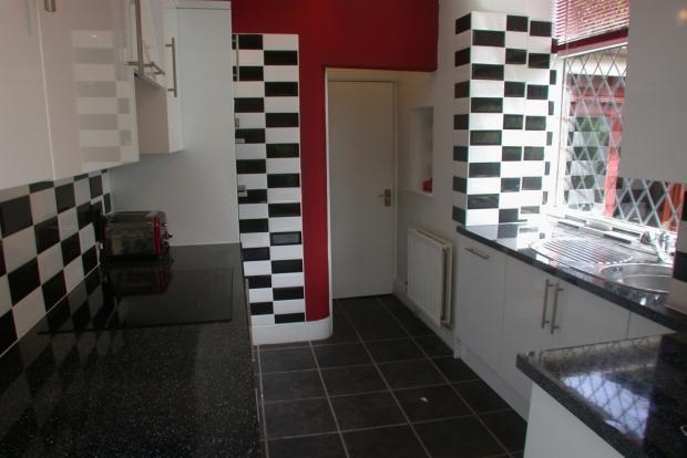 Kitchen Image 2