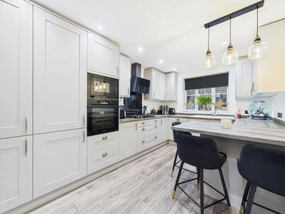 Breakfast Kitchen (First Floor)