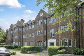 12a, Tudor Close, London NW3 4AB