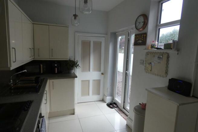 KITCHEN AREA