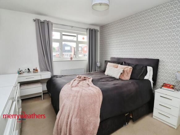 4 bed Semi-Detached for sale Image 10