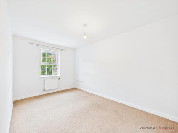3 bed Terraced for sale Image 7