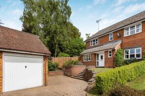 9, Grayling Court, Berkhamsted HP4 1TF