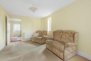 3, Banks Close, Andover SP10 3JG