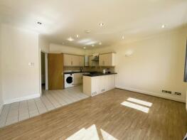 87, Dagmar Road, Wood Green, London N22 7RT