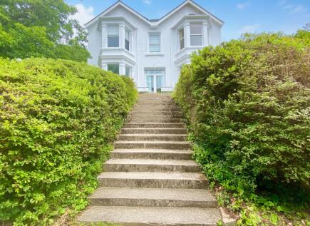 Trewince House, Trewince Lane, Port Navas, TR11 5RH