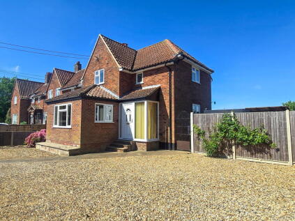 Hingham Road Great Ellingham NR17