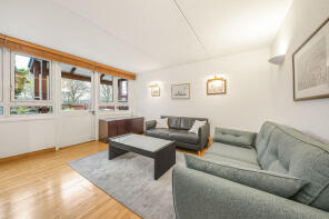9, Landseer House, Francis Chichester Way, London SW11 5HY