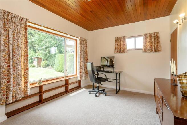 3 Reception Rooms