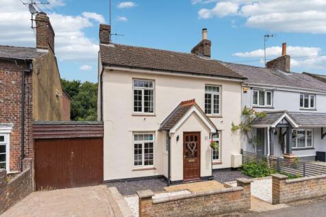 London Road, Markyate, AL3