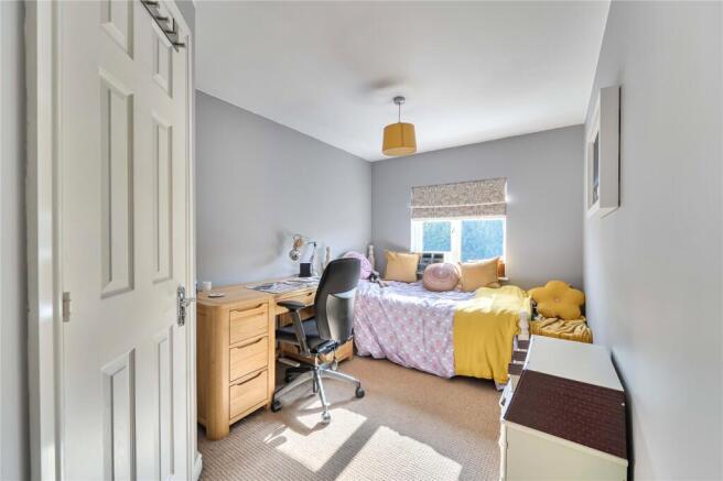 4 bed Detached for sale Image 11